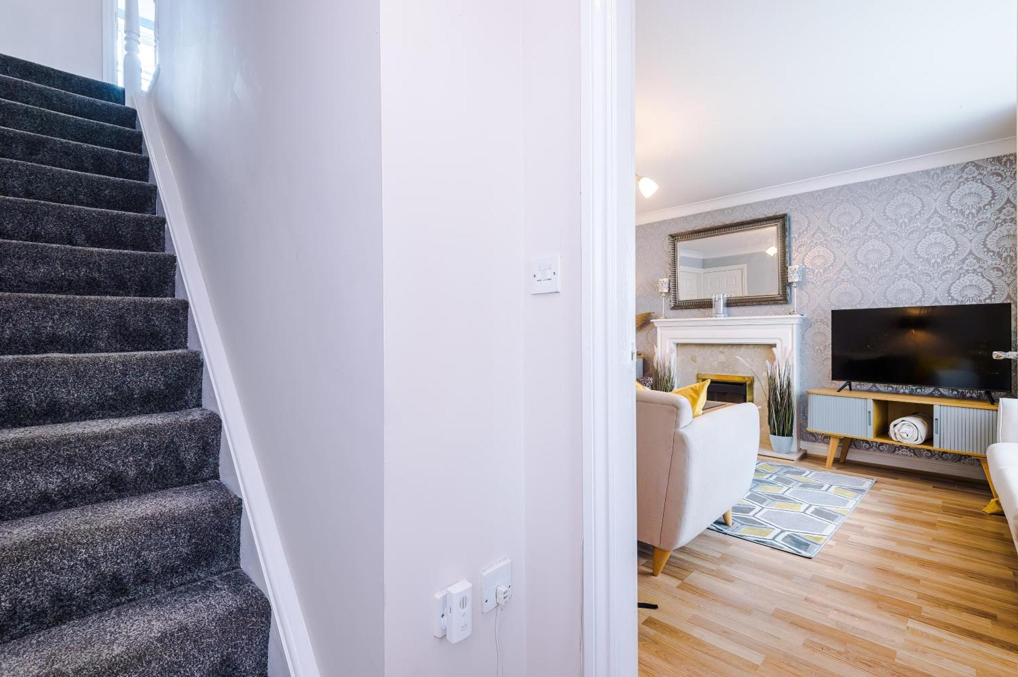Beach Retreat With Hot Tub Sleeps 8 Prestatyn Exterior photo